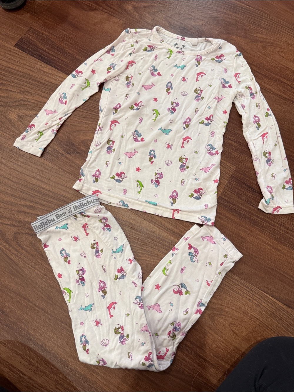 Bellabu Bear Girls' Long Sleeve Mermaid Print Pajama Set - Pink